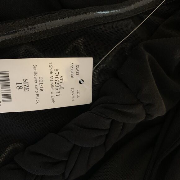 WHBM Dress NWT Size 18 One-Shoulder Monochrome Embroidered Matte Jersey Floral - Picture 3 of 9